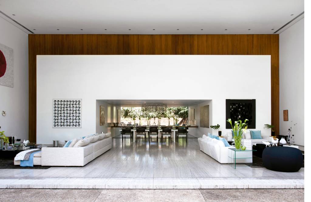 1-casa-com-arte-assinada-por-brunete-fraccaroli 1-casa-com-arte-assinada-por-brunete-fraccaroli