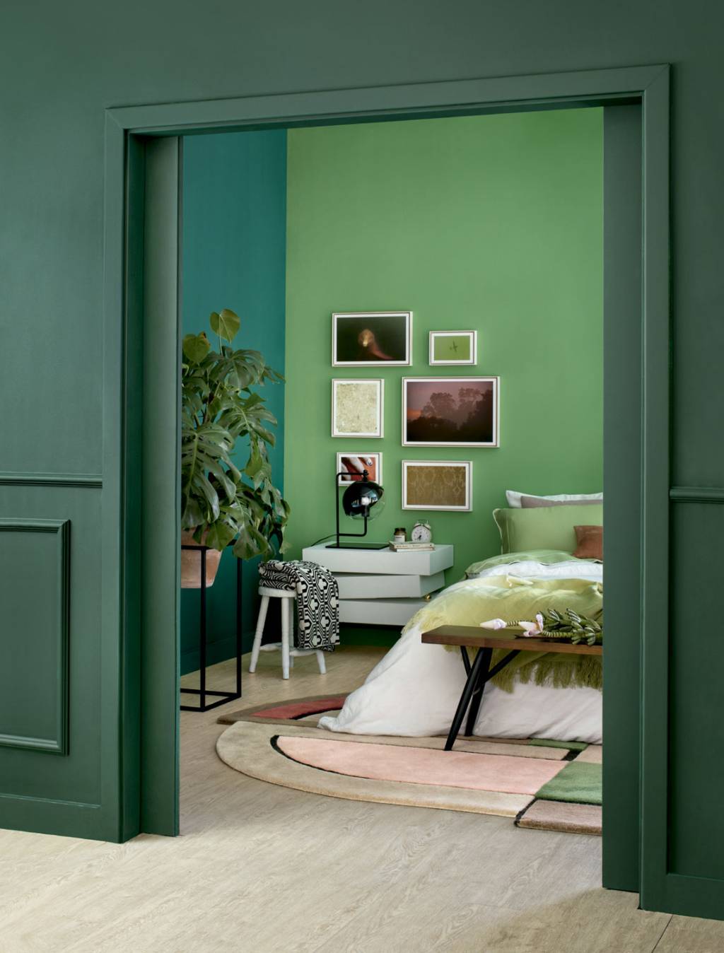 Quarto moderno marcado pelos tons de verde