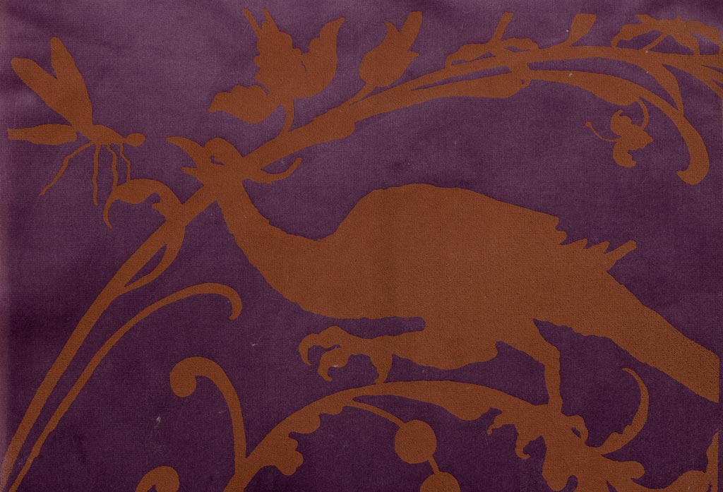 EMERY-&-CIE—Echantillon-impression-Méchants-Oiseaux-sur-velours-Lilas-32