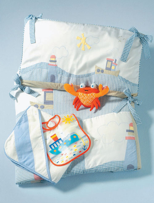 O berço vai ficar lindo com este kit de sete peças da Salamê-Minguê (690 ...