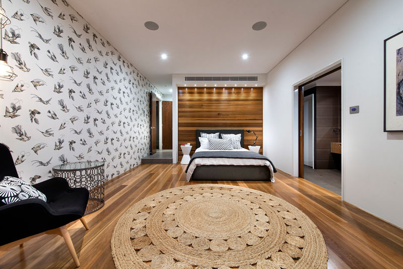 parede-do-quarto-decorada-com-papel-de-parede parede-do-quarto-decorada-com-papel-de-parede