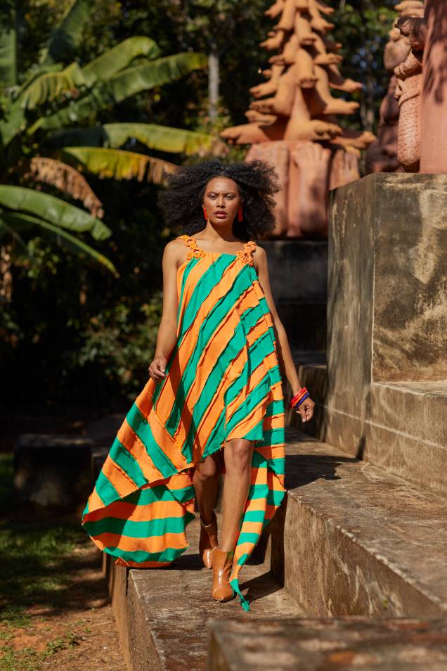 Vestido verde e laranja Vestido verde e laranja