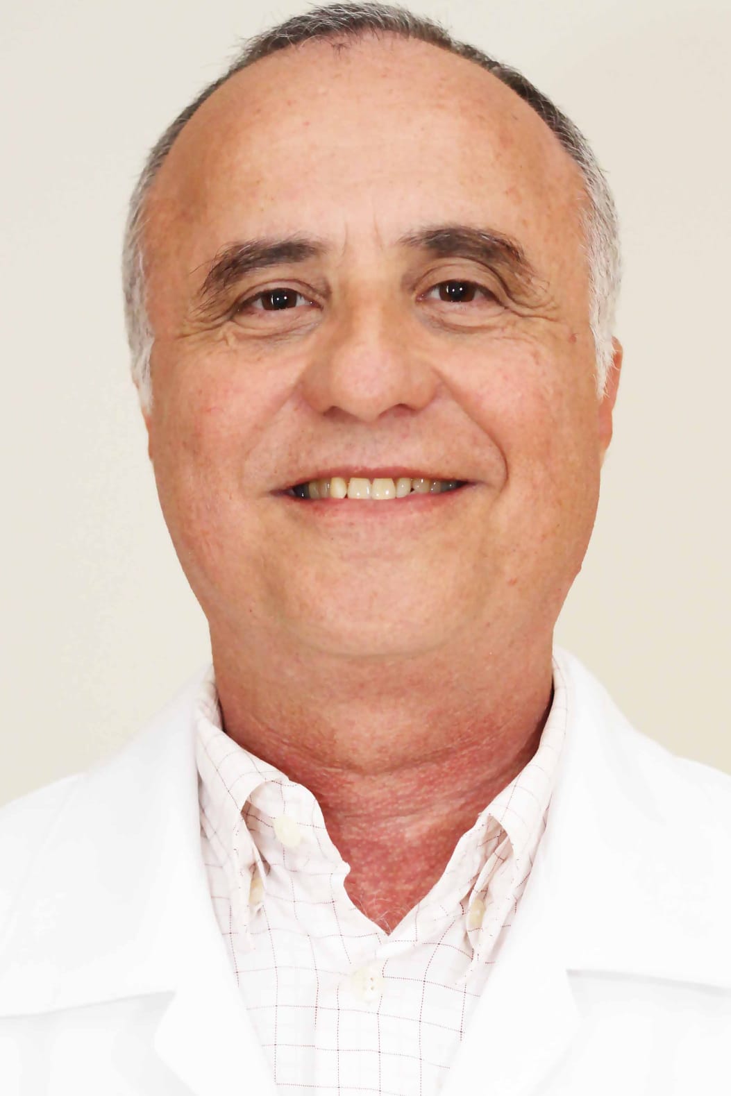 Izidro Bendet, especialista em patologia clínica e virologia do Sérgio Franco Medicina Diagnóstica, no Rio de Janeiro -