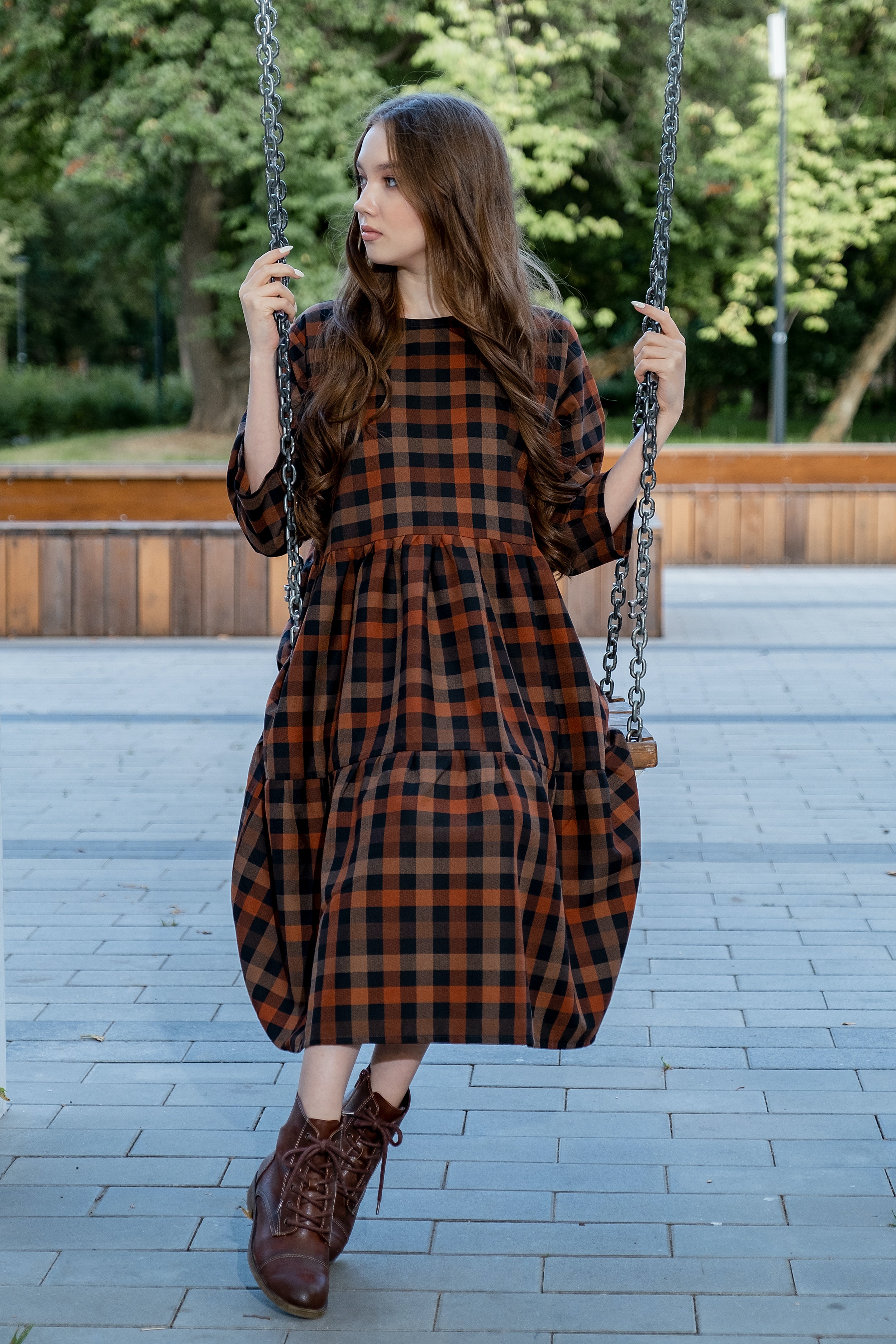 pexels-анна-хазова-5201130 Vestido longo xadrez