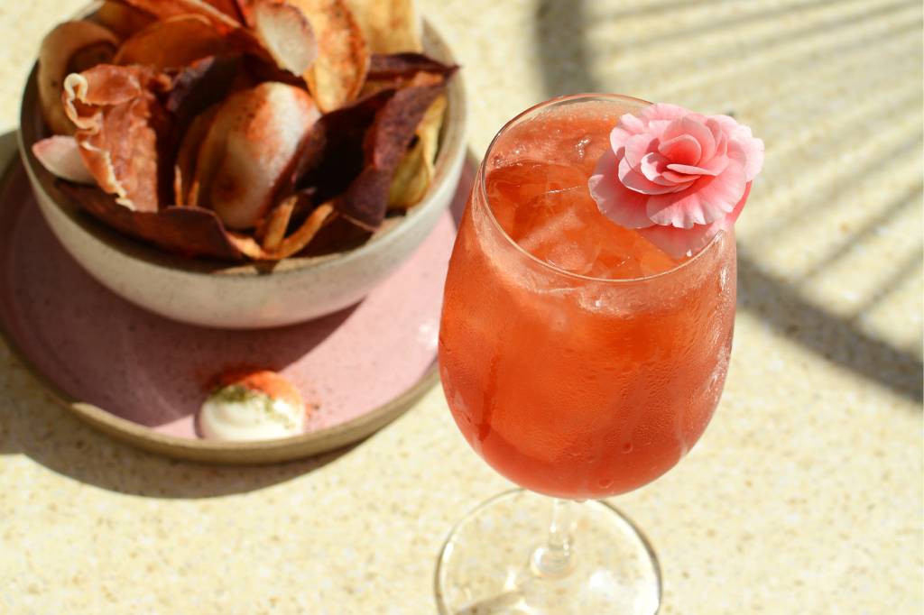 Receita do drink Spritz de Primavera