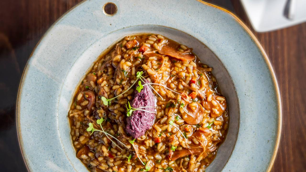 Receita de arroz de pato, do restaurante Loup