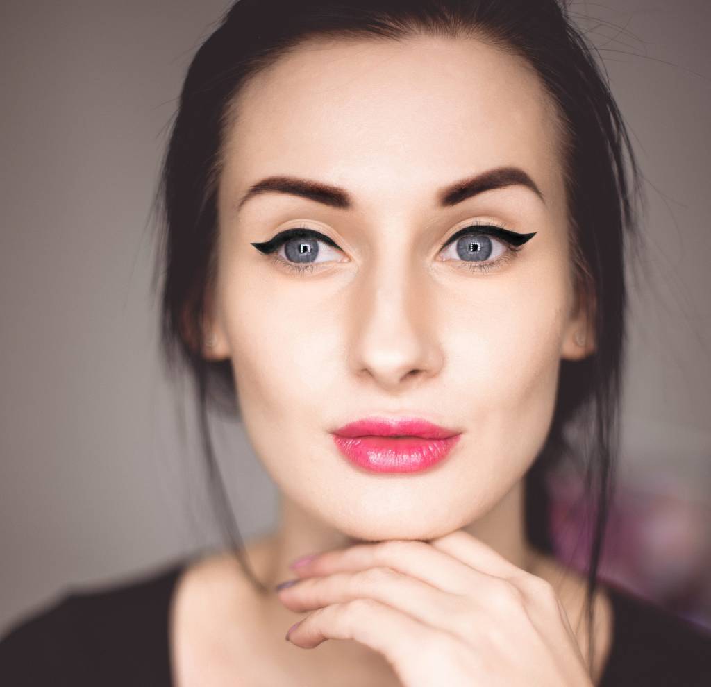 Passo a passo: 4 tipos de delineado para criar um make incrível