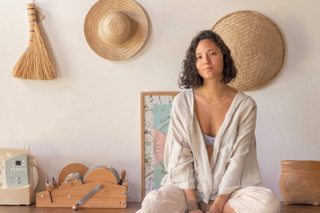 Conheça Fabi Wan, uma apaixonada pelas manualidades e saberes ancestrais