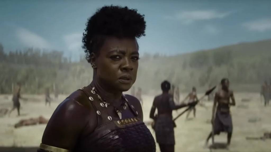 Viola Davis é uma guerreira africana no filme ‘A Mulher Rei’