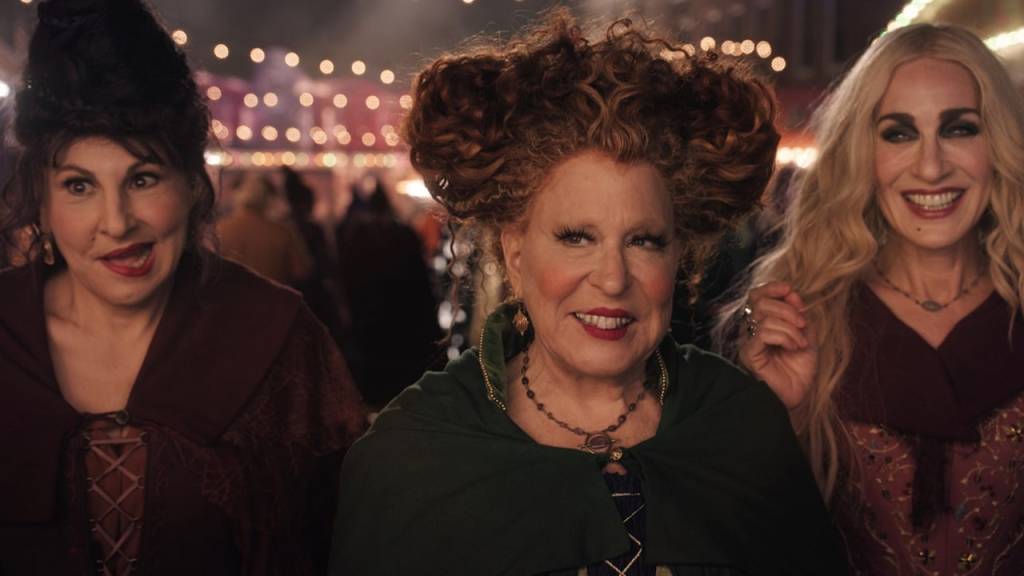 5 motivos para assistir ‘Abracadabra 2’ neste final de semana