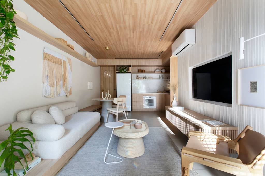 Apartamento na Gávea assinado pelo escritório NATÁLIA LEMOS ARQUITETURA _ foto 1 apartamento de tons claros