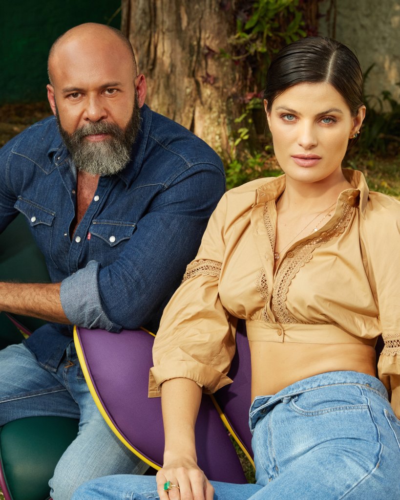 Isabeli Fontana cria poltrona junto com o designer Sérgio Matos