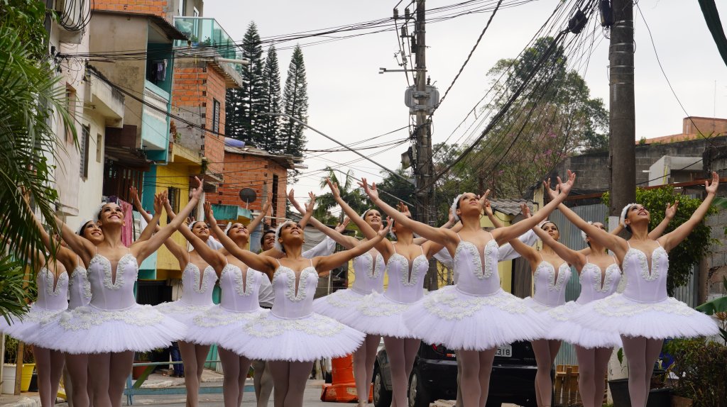 bailarinas do Ballet Paraisópolis