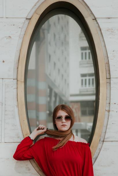 Óculos em estilo oval. Óculos em estilo oval.