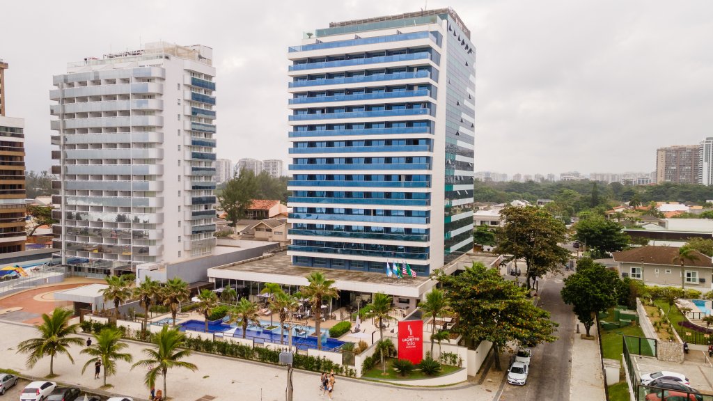 O hotel Laghetto Stilo fica na Barra da Tijuca