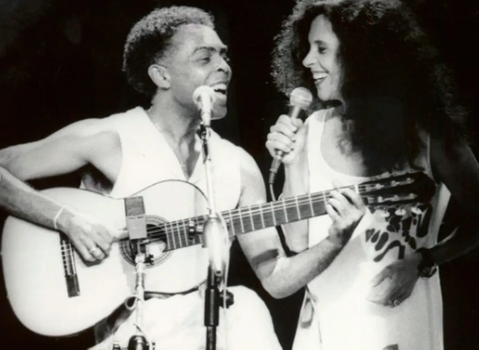 Gilberto Gil e Gal Costa juntos em show histórico.