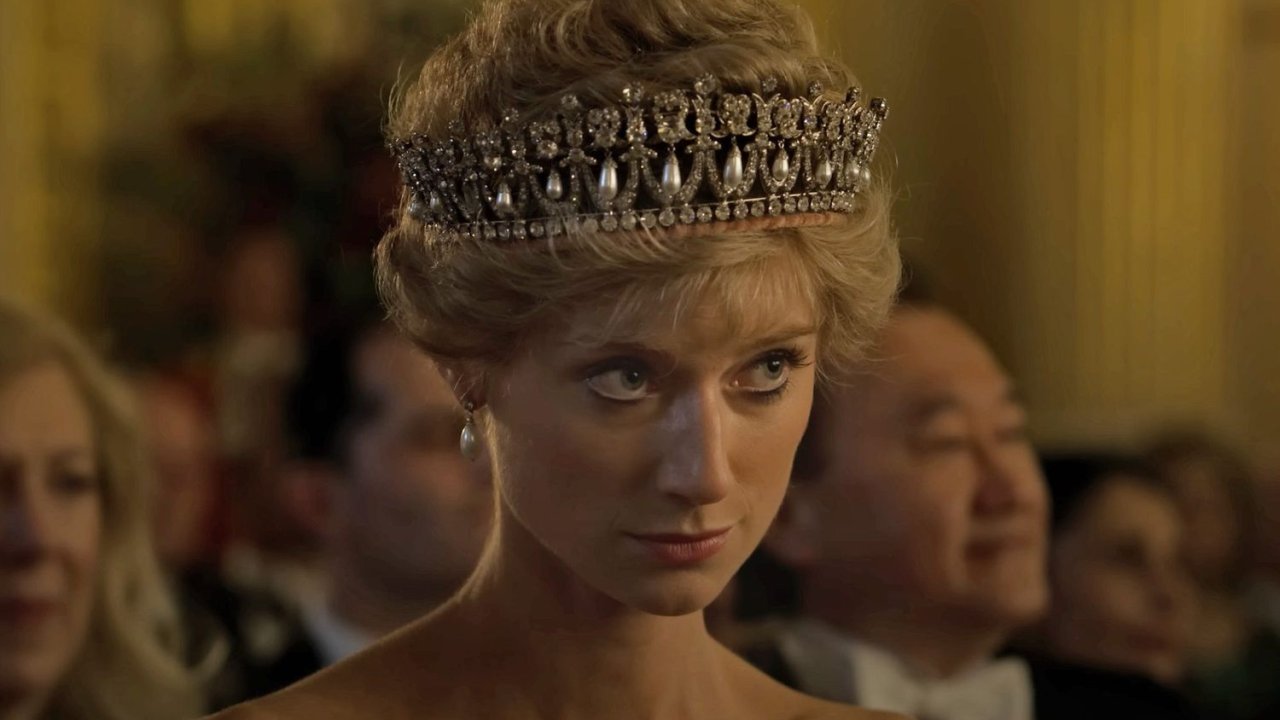 Elizabeth Debicki como Princesa Diana na quinta temporada de "The Crown".