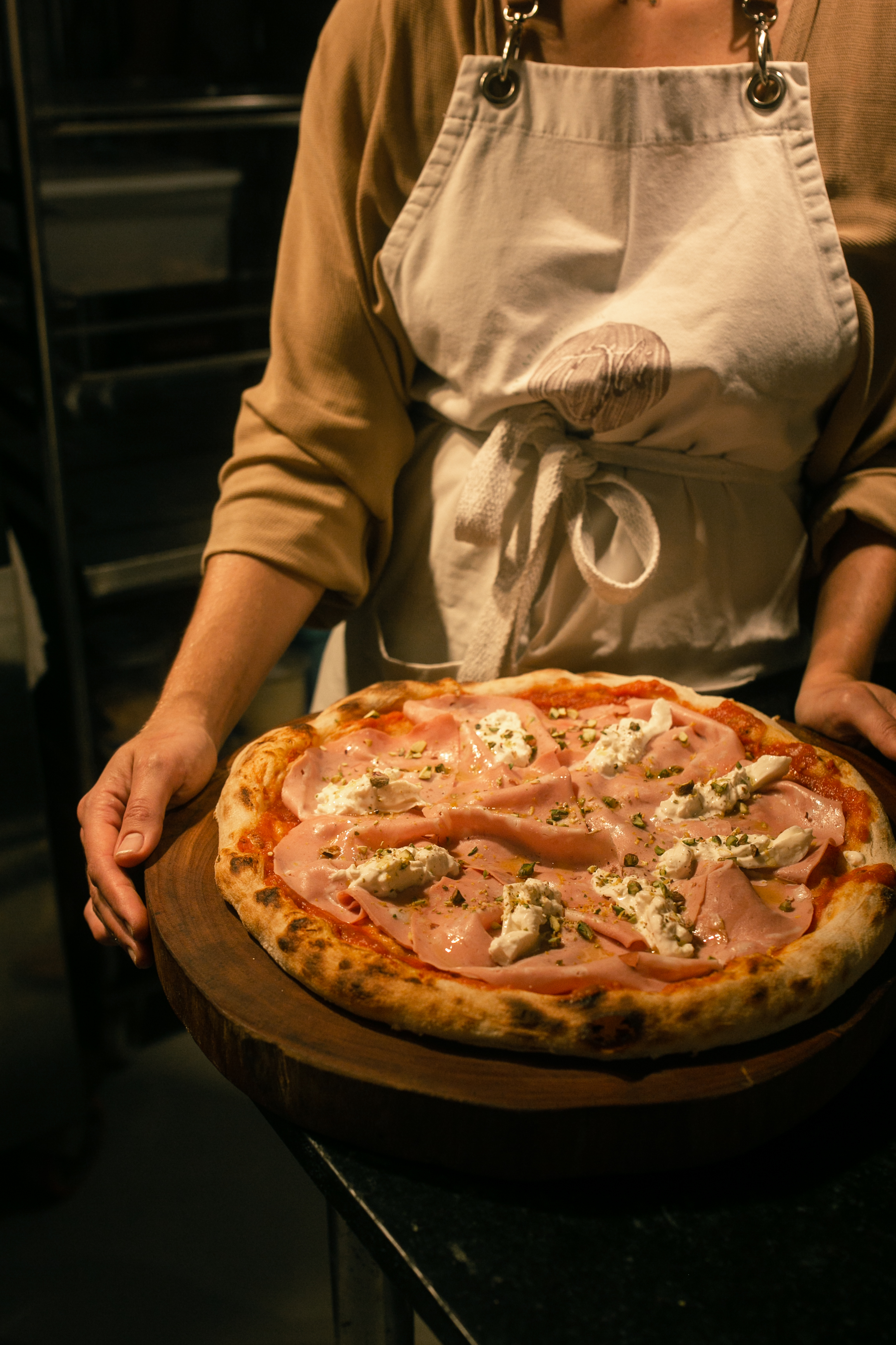 Pizza de mortadela da Oli Pães & Pizzas Artesanais