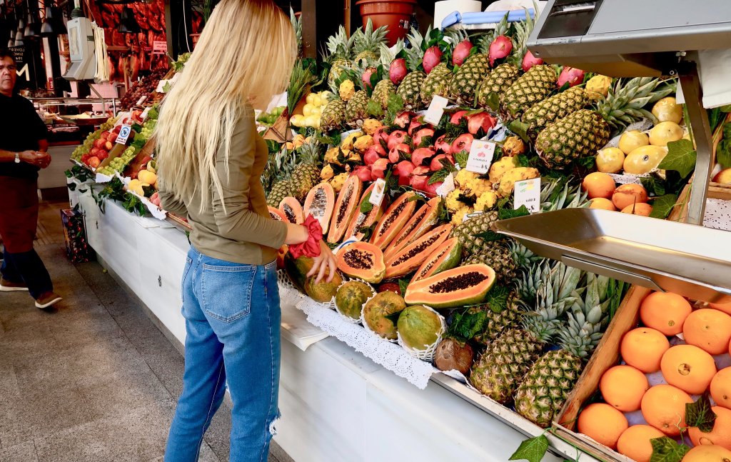 pexels-ea-ehn-3670549 frutas