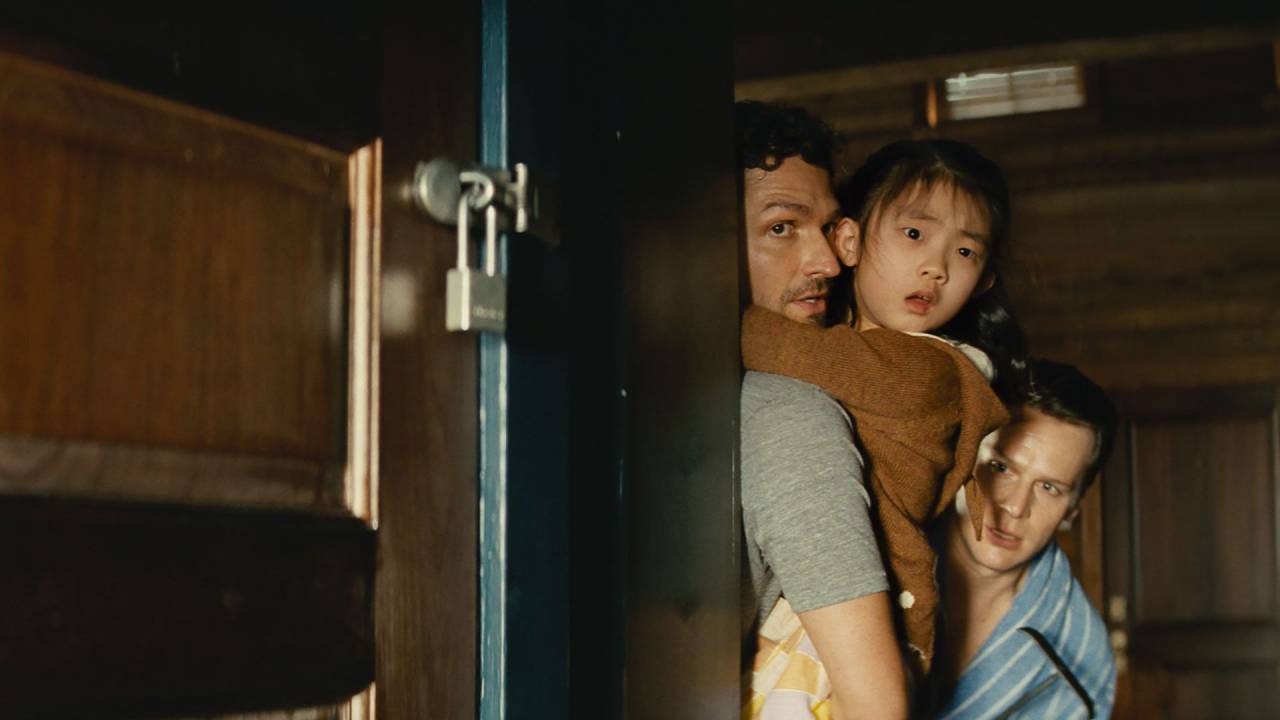 crítica filme "Batem à Porta"