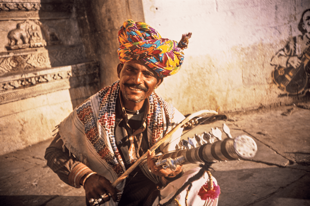 Músico de rua em Udaipur
