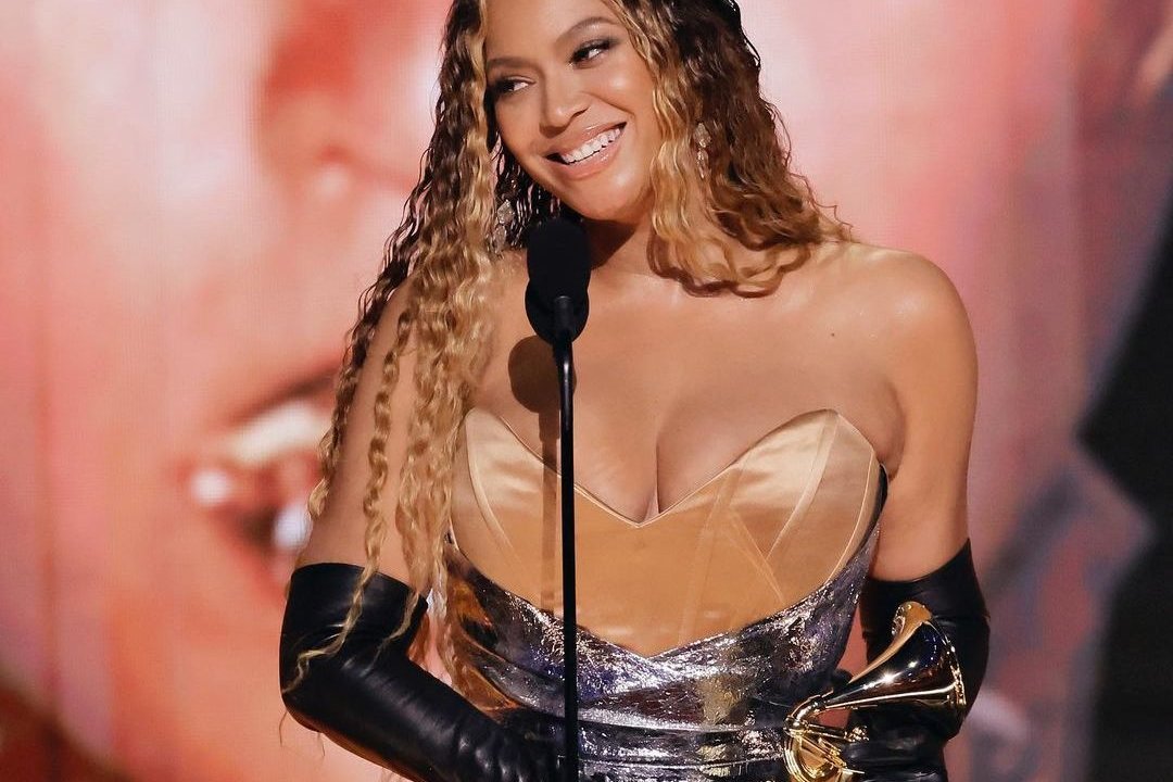 Beyoncé é a artista mais premiada na história do Grammy.