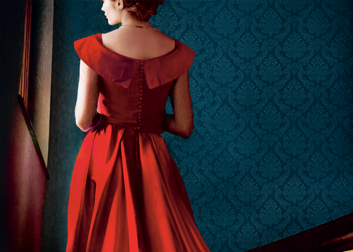 Romance ambientado em 1950 gira em torno de vestido Dior — leia trecho