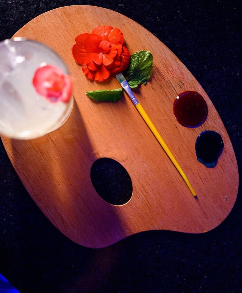 O drinque Aquarela, do Candy Sushi Bar & Club