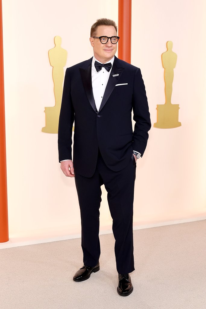 Brendan Fraser, favorito na categoria de Melhor Ator, no champagne carpet.
