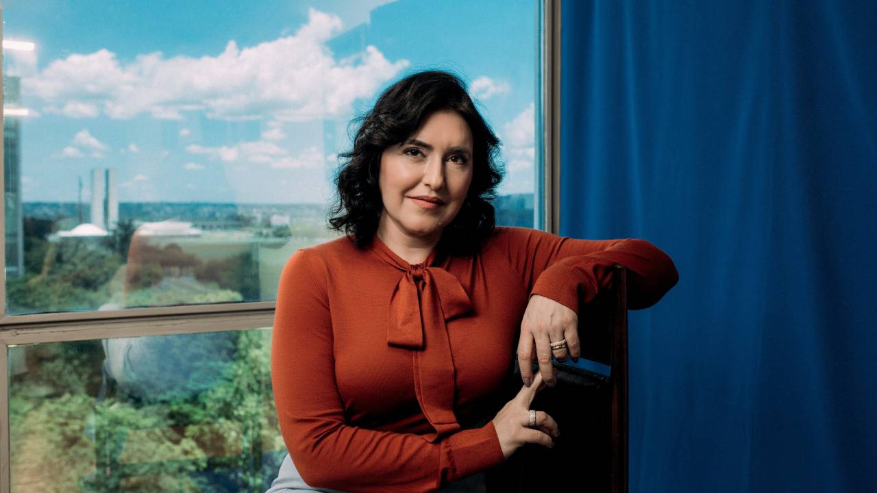 Simone Tebet capa Claudia de março de 2023