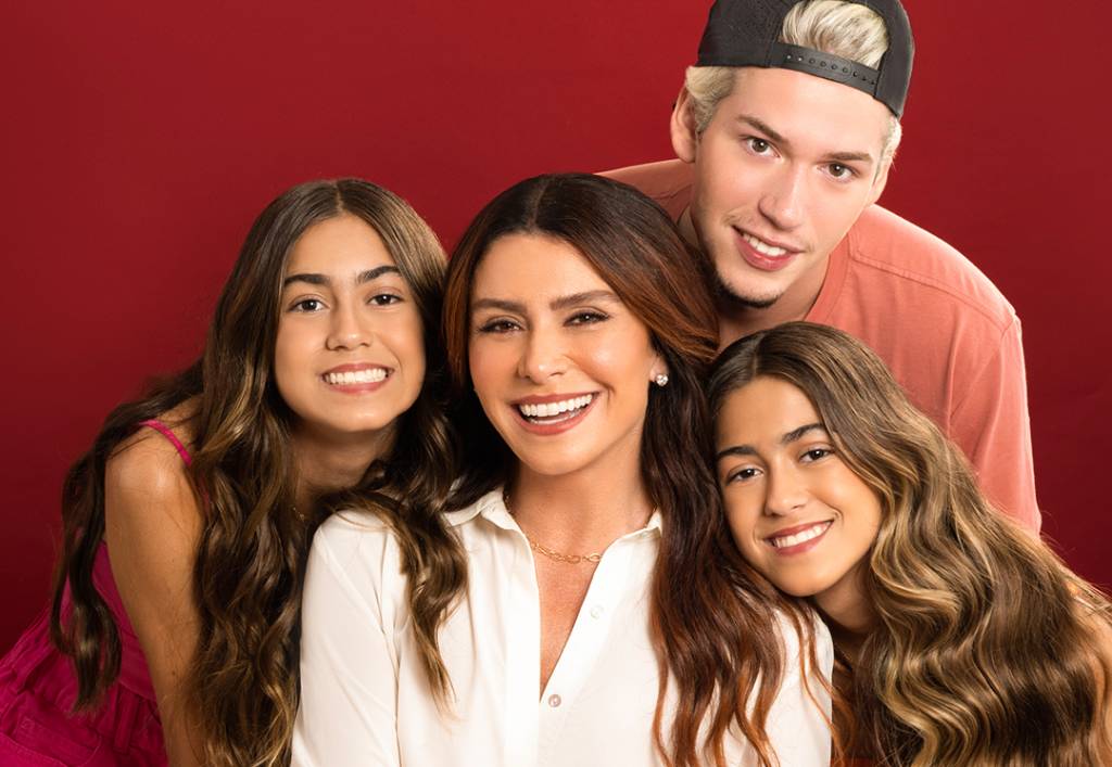 “Dia das mães é todo dia”, diz Giovanna Antonelli em entrevista à CLAUDIA