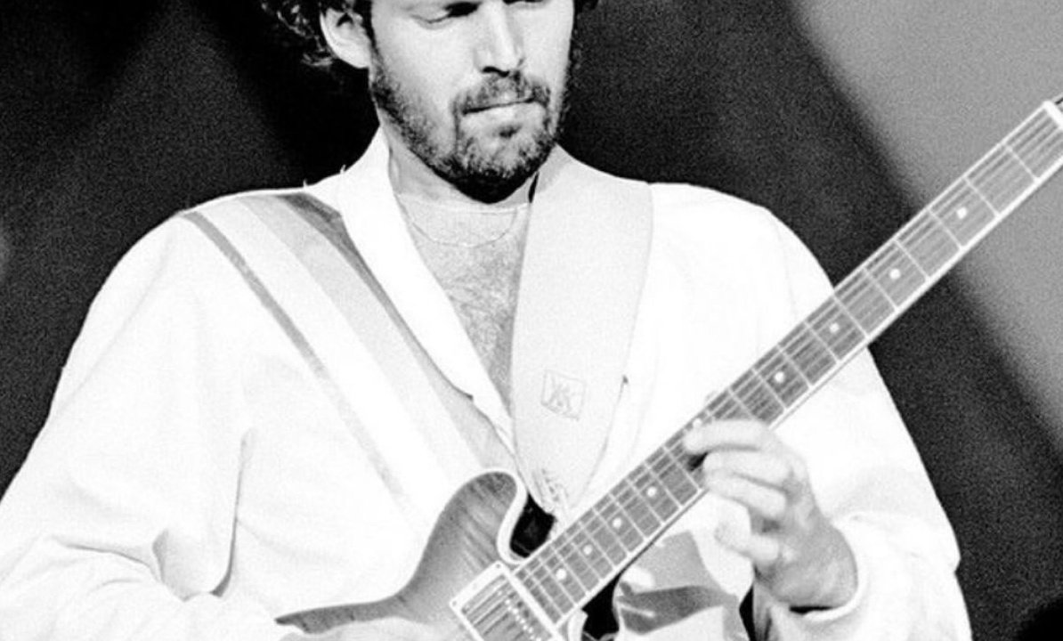 Lasse Wellander tocou na maioria dos discos do ABBA, e também trabalhou na trilha sonora da franquia "Mamma Mia!".