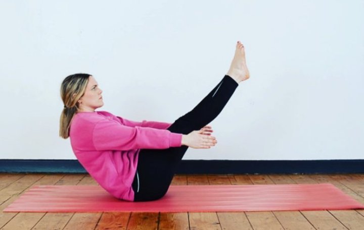 5 exercícios fáceis de ioga para melhorar a postura