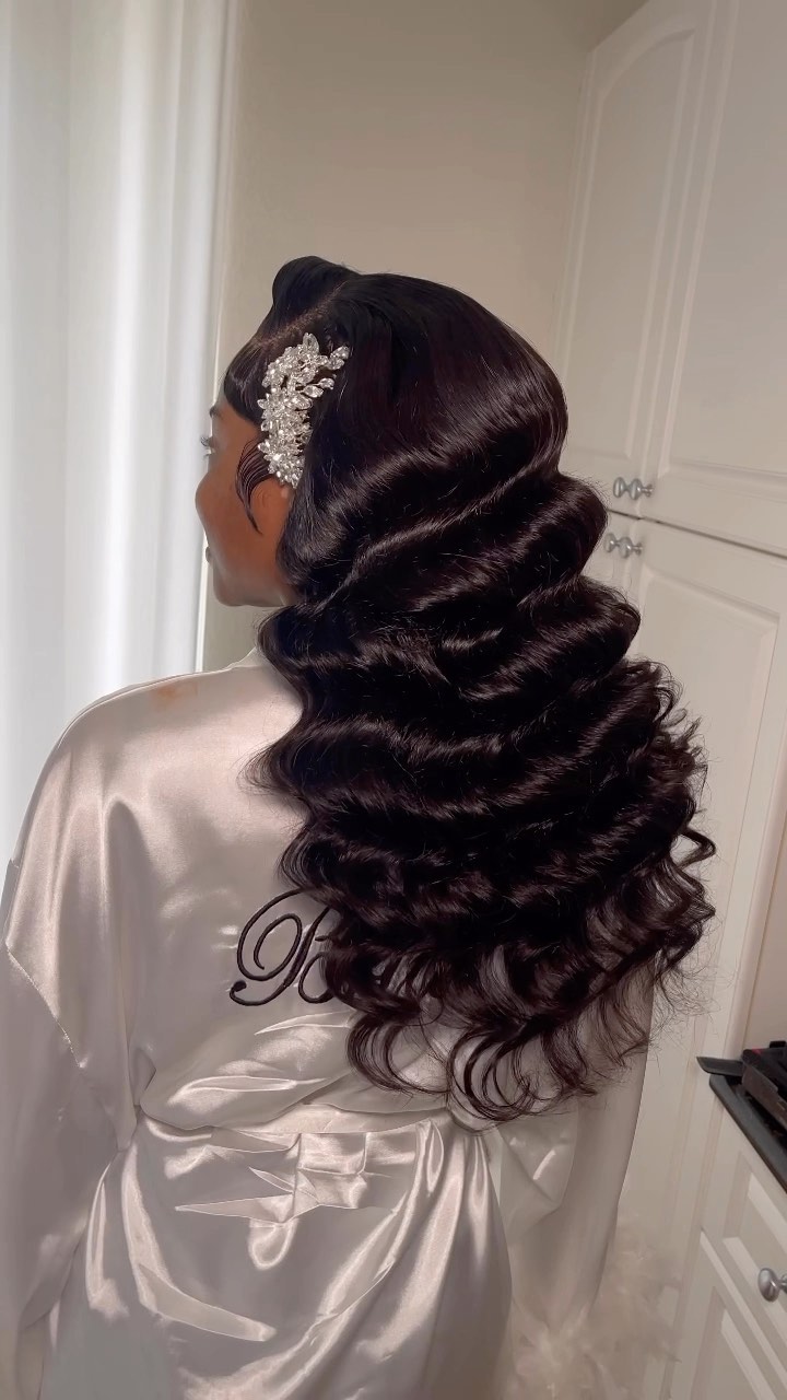 ondas-perfeitas-penteados-noivas Inspirações de penteados para noivas de cabelo longo.