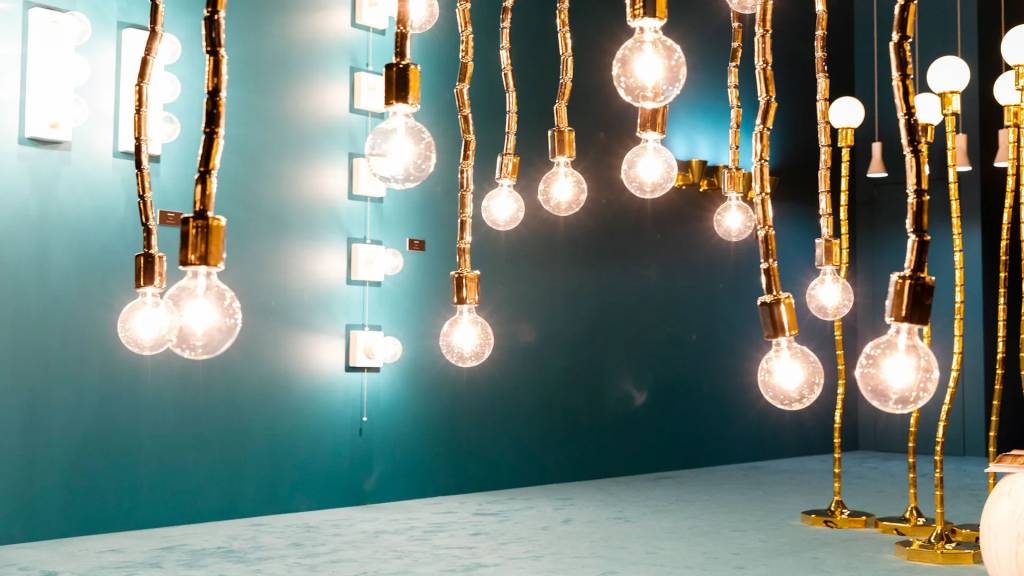 semana-de-design-de-milao-Euroluce Salão do Móvel de Milão 2023