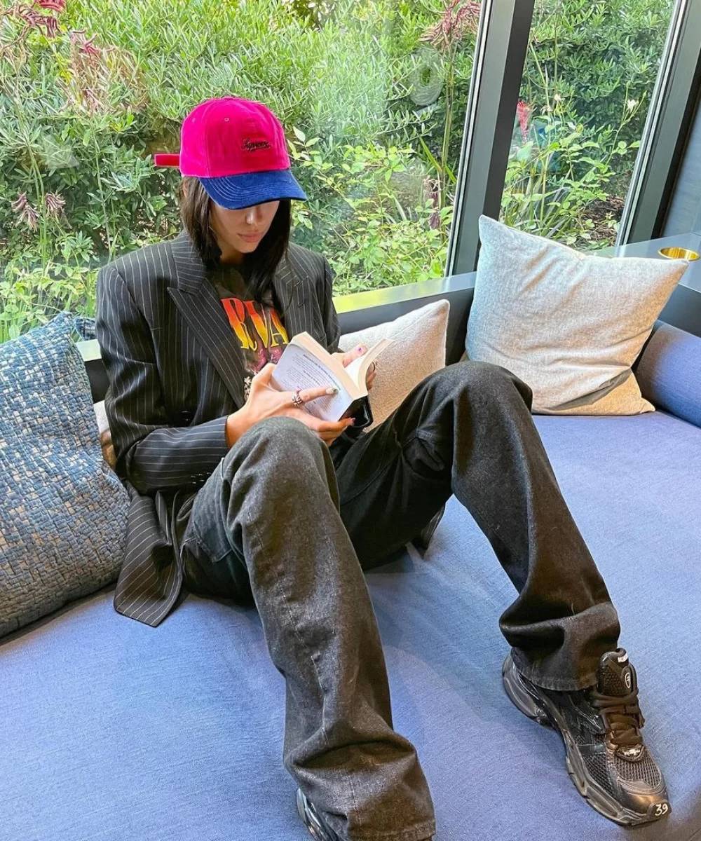 dua lipa Dad shoes