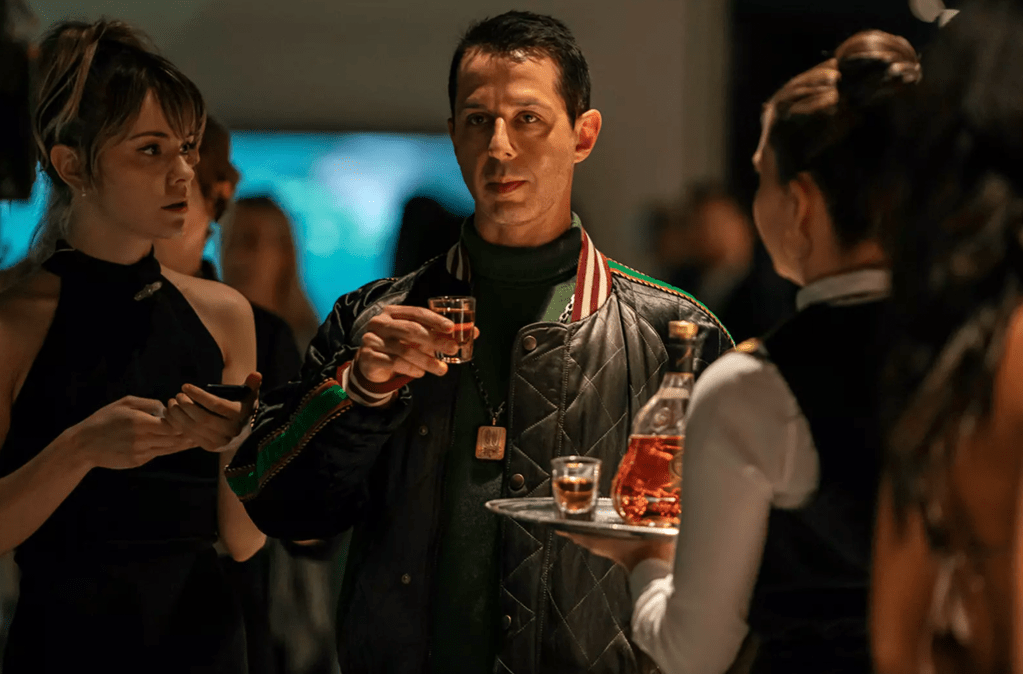 kendall-roy-gucci O figurino da série Succession