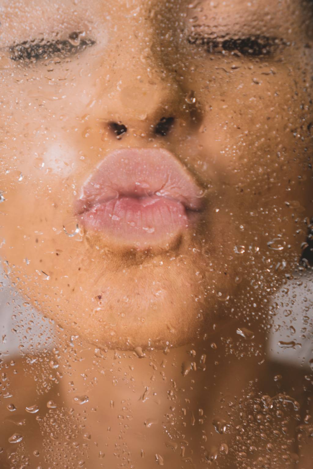 morgan-alley-deq9ni4EGY8-unsplash Benefícios da esfoliação labial