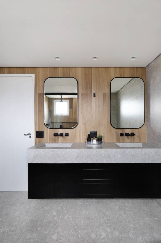 Projeto 09 Fantato Nitoli Arquitetura Cuba dupla com metais em preto, assim como or armários em laca do mesmo tom assinado pelo escritório Fantato Nitoli Arquitetura