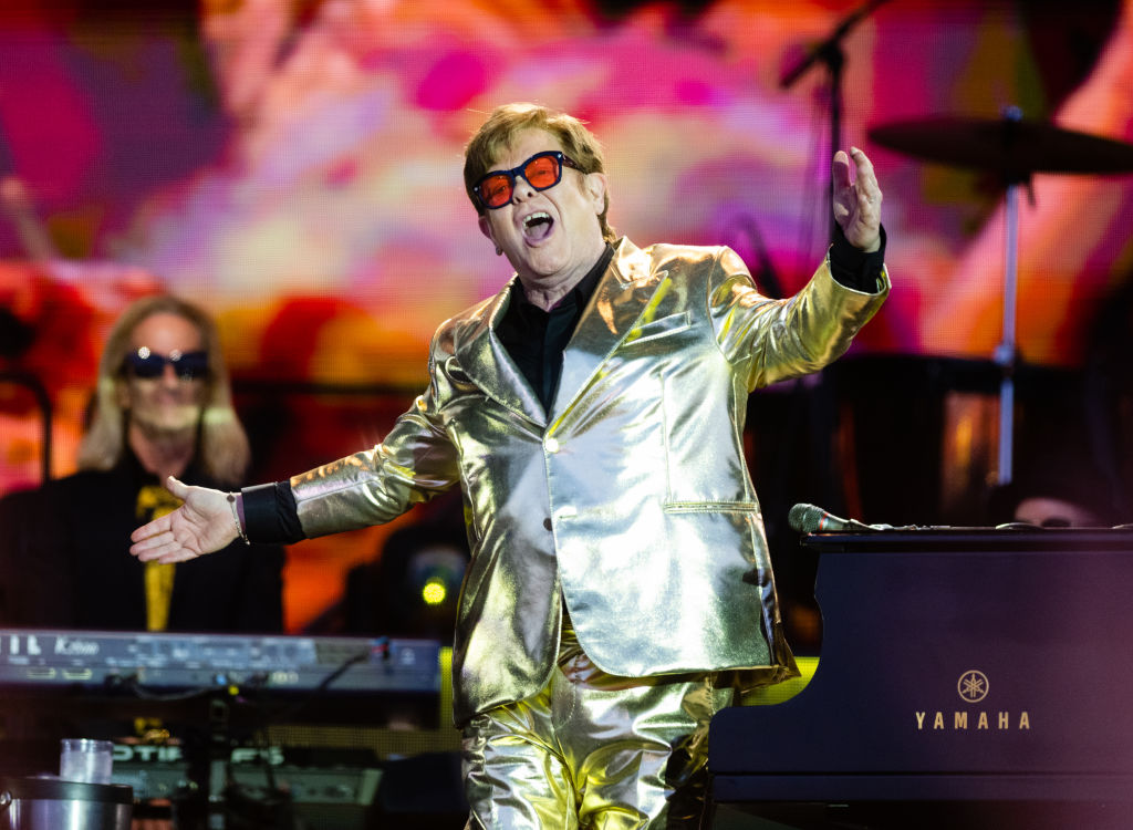 Elton John closes the festival with his final show in the UK