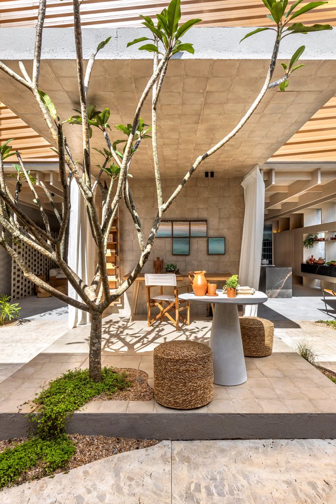 ExpeditoBezerraeLucasPanobianco-OasisVentuParaVenturaCasa-Edgarcesar3 Como a Bulgari se conecta à arquitetura e adapta o conceito de forma global?