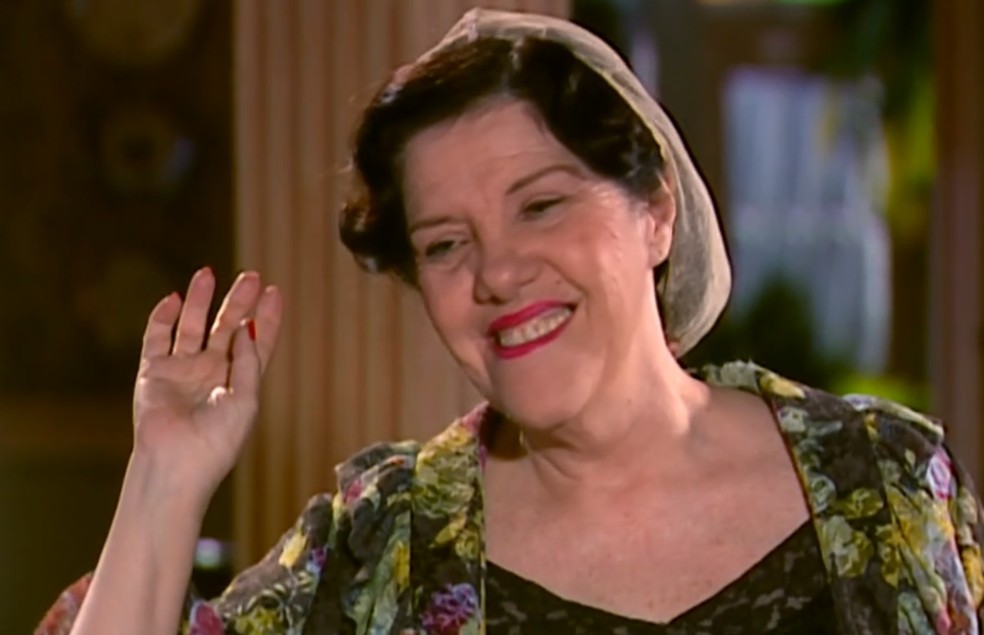 A atriz Neusa Maria Faro no papel da inesquecível Divina Santini, em 'Alma Gêmea'