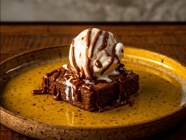 O Brownie de Chocolate do restaurante Marinna Gastronomia