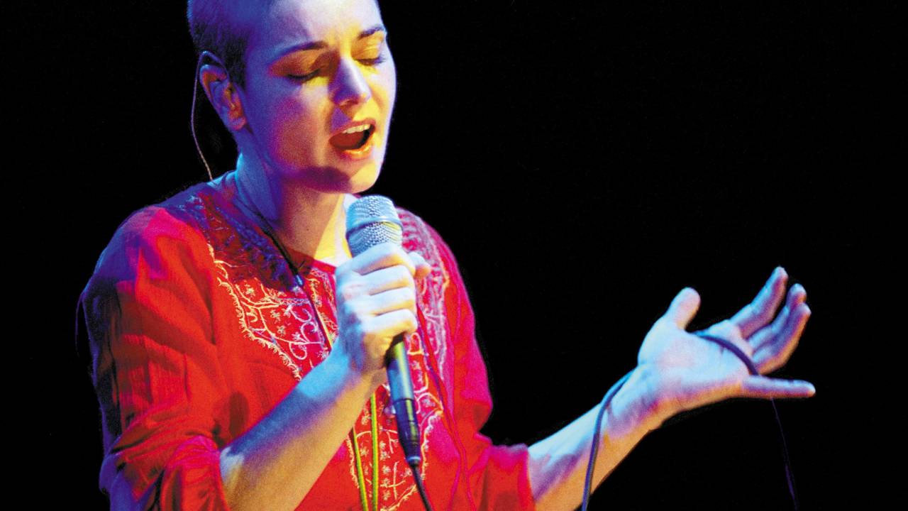 Cantora Sinéad O'Connor em apresentação