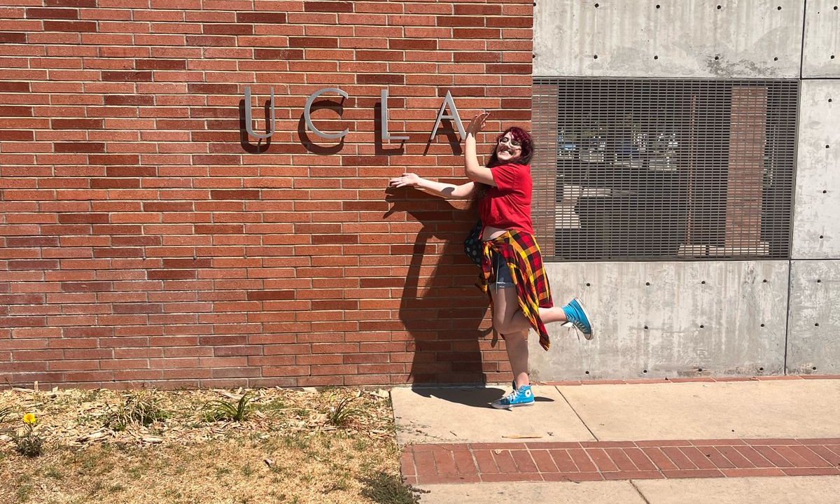 Roberta Duarte no campus da UCLA