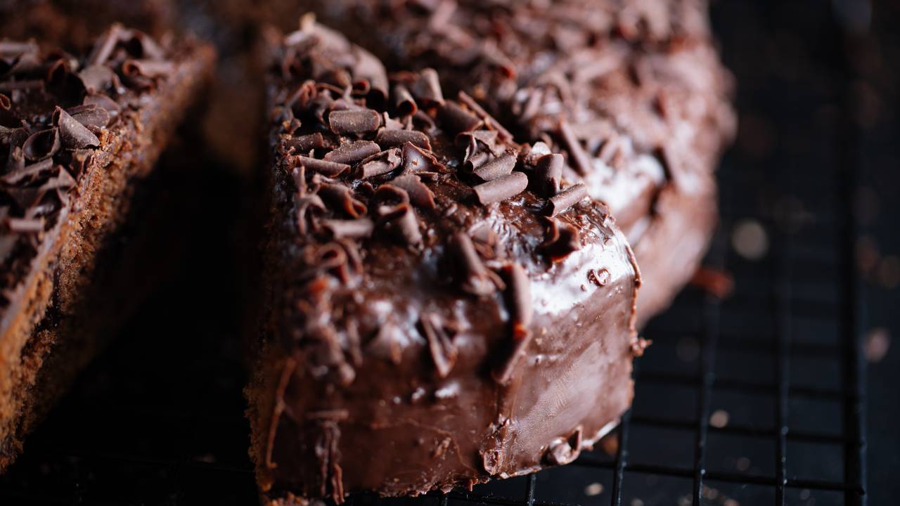 Receitas de bolo de brigadeiro fáceis e deliciosas