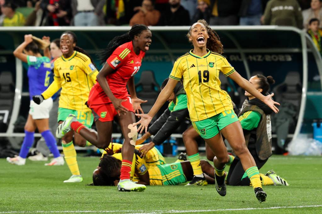 Jogadoras jamaicanas comemorando a classificação