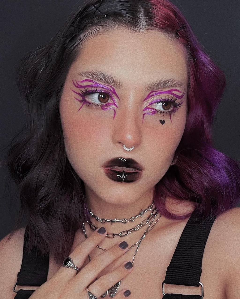 ombre-lips-batom-preto Weird Lipstick: A moda dos batons diferentões