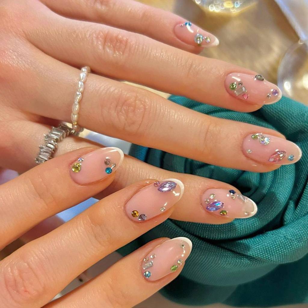 nail-art-pedrarias Nail Art para iniciantes