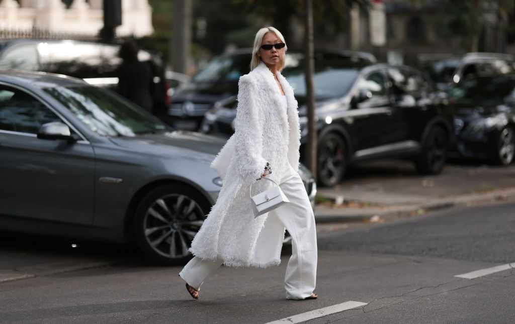 Street Style da Paris Fashion Week temporada de Primavera/Verão 2024